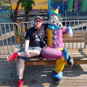 Meet your Posher, Wayne